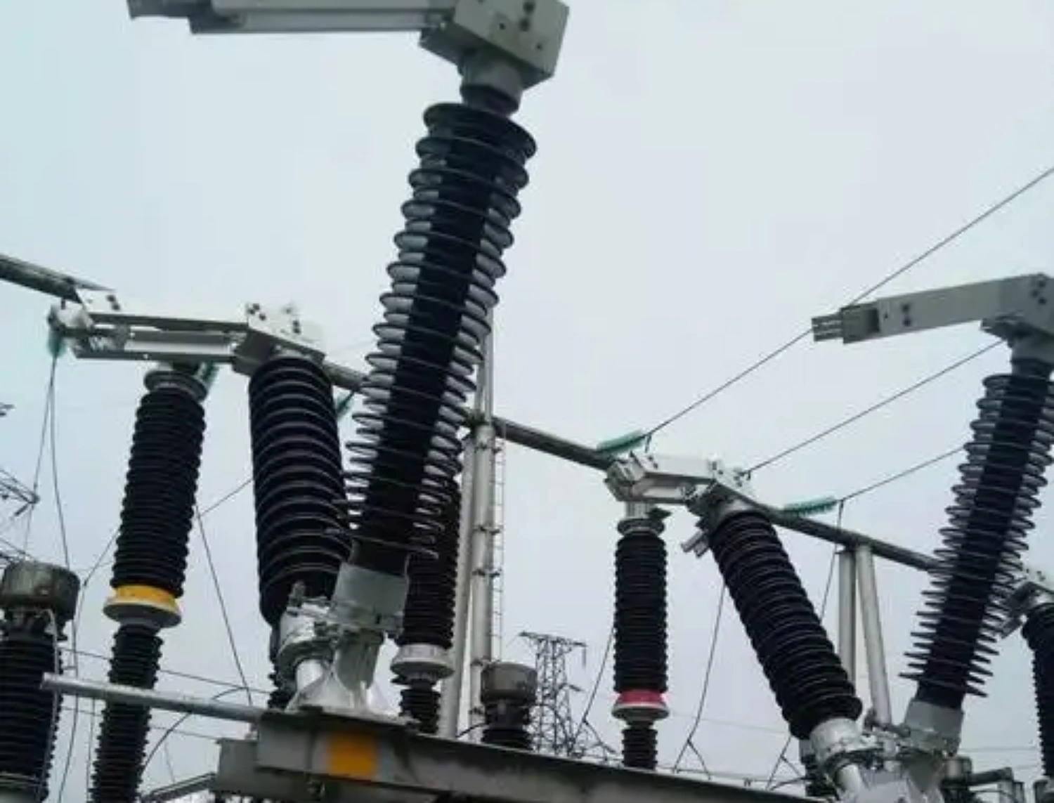 What Is A Grounding Switch Controller Used For