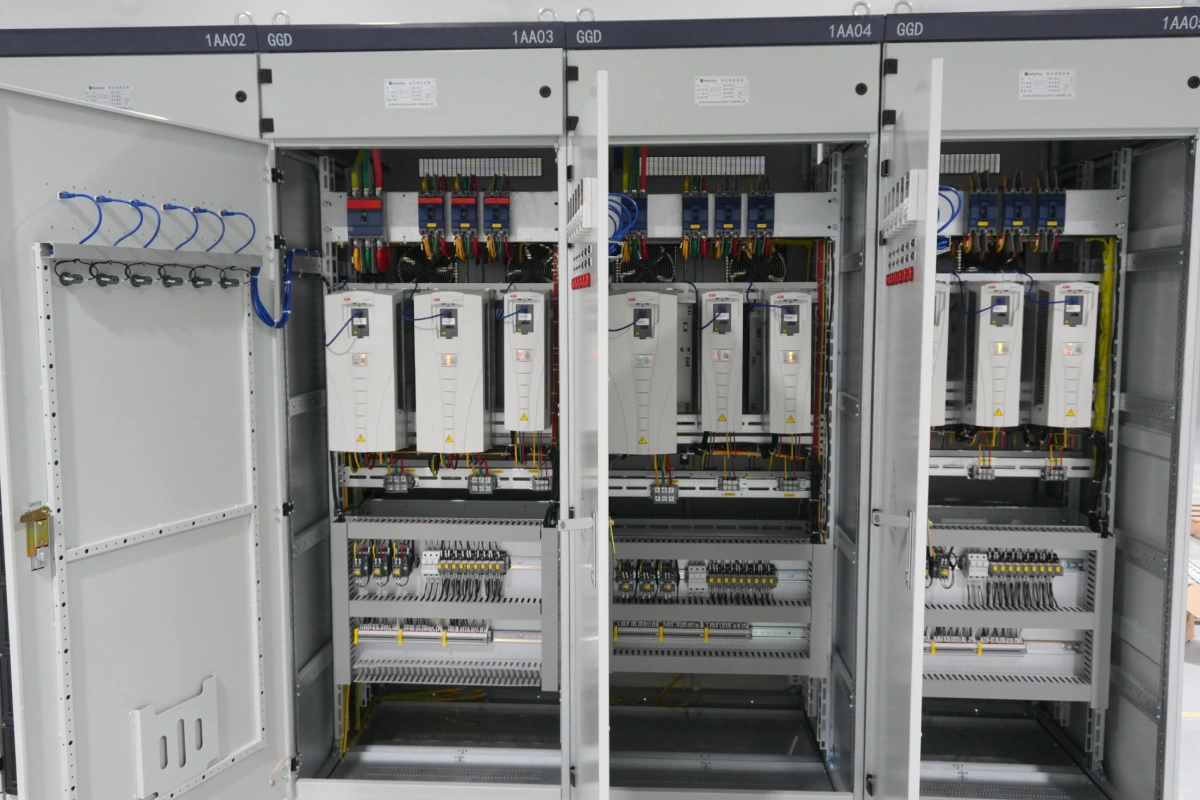 What Reduces High Voltage Cabinet Lighting Durability 
