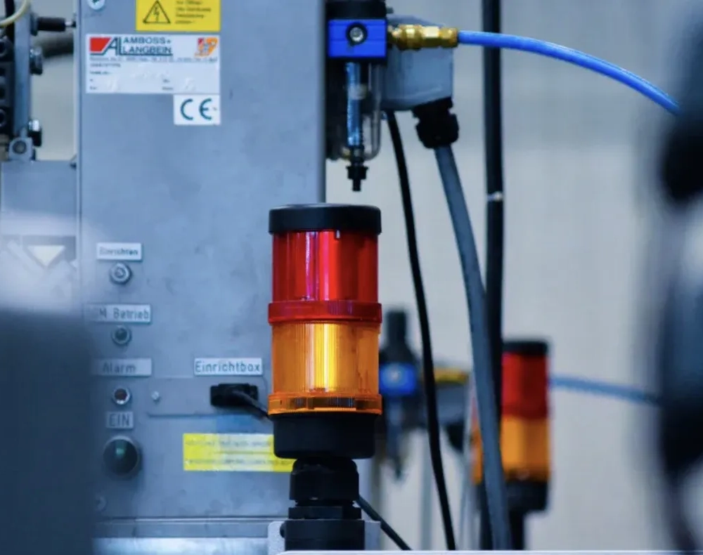 How Do You Choose The Right Switchgear Light